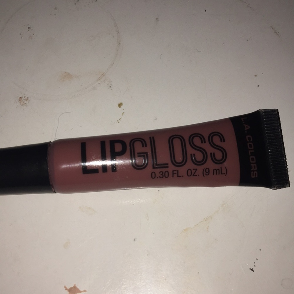 La colors lipgloss